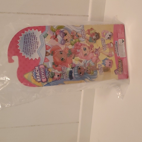 Toy - Picture 3 of 5